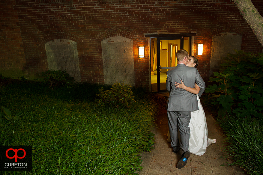 Bride and Groom out side the Huguenot Loft.