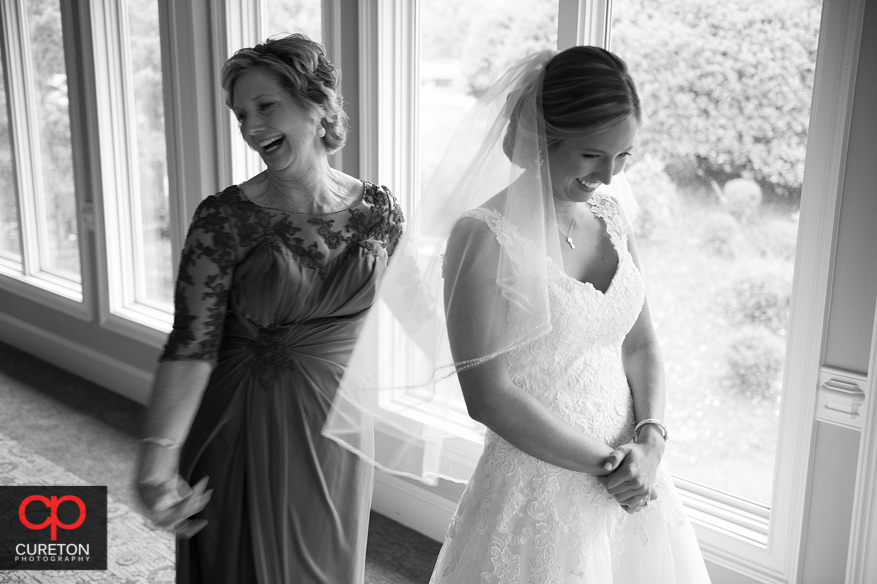 Bride getting ready for her Glassy Chapel wedding.