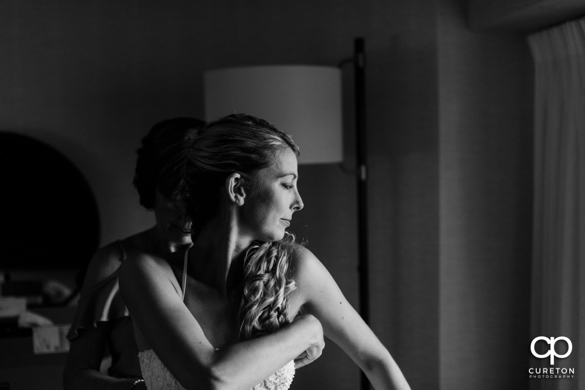 Bride getting ready at the Hyatt hotel.