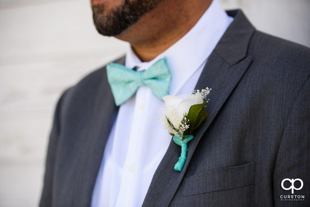 Grooms boutonniere.