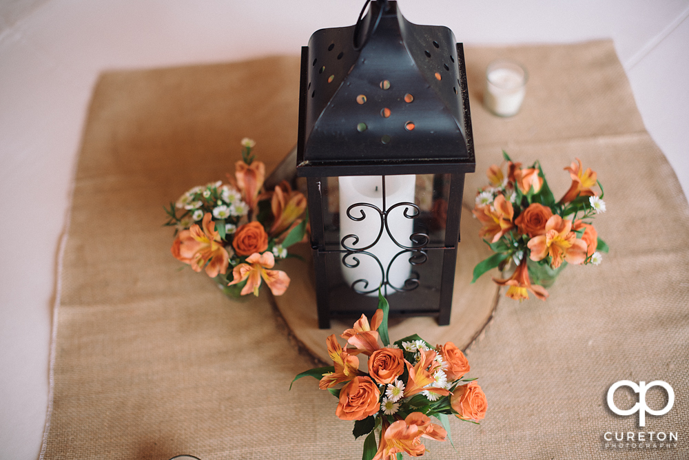 Wedding details with florals by Renee Burroughs Design.