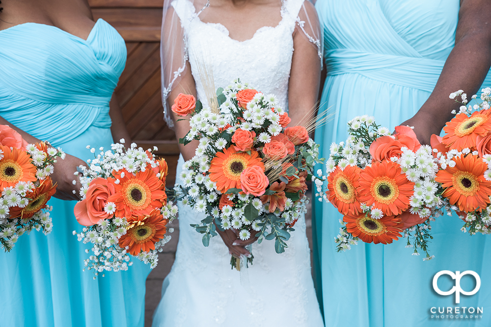 Bridesmaids outside of the Bleckley Inn.