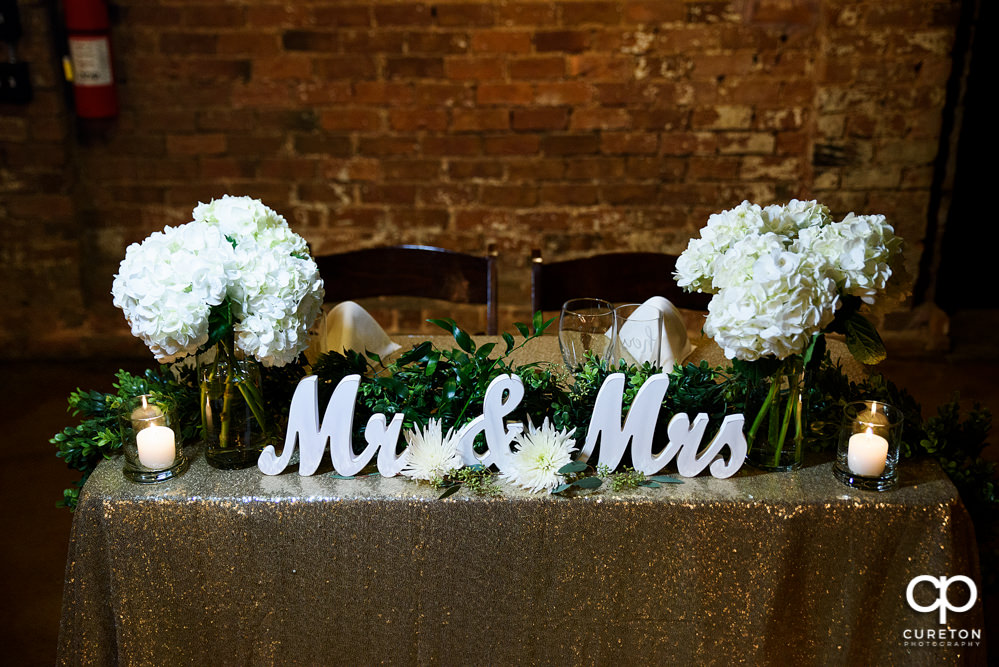 Couples sweetheart table.