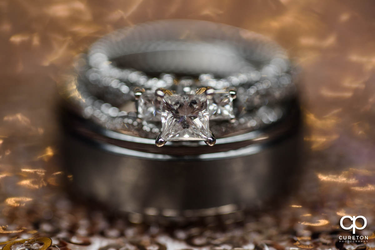 Closeup of the bride's ring.