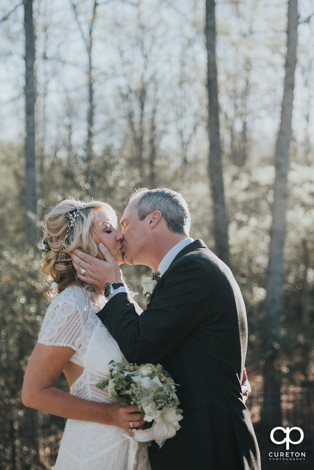 Elegant backyard wedding in the springtime in Greenville,SC.