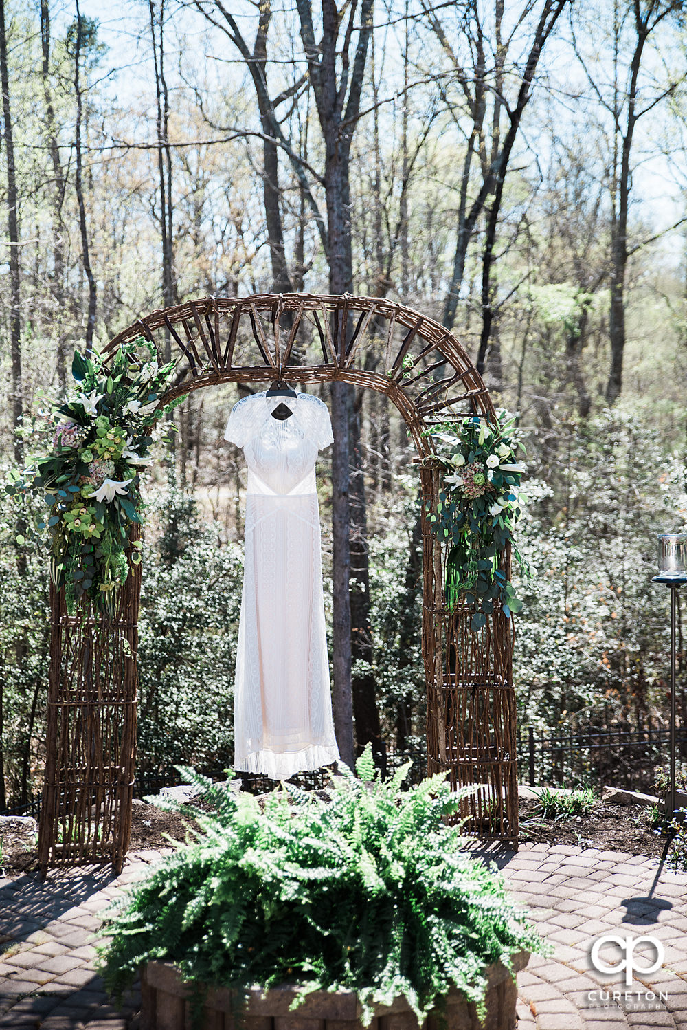 Elegant backyard wedding in the springtime in Greenville,SC.