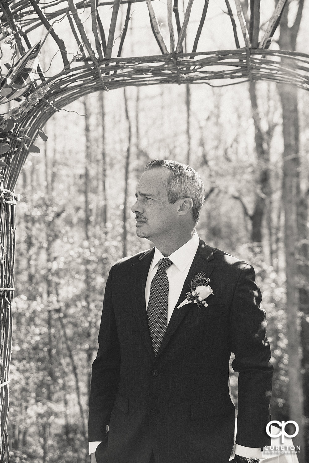 Elegant backyard wedding in the springtime in Greenville,SC.