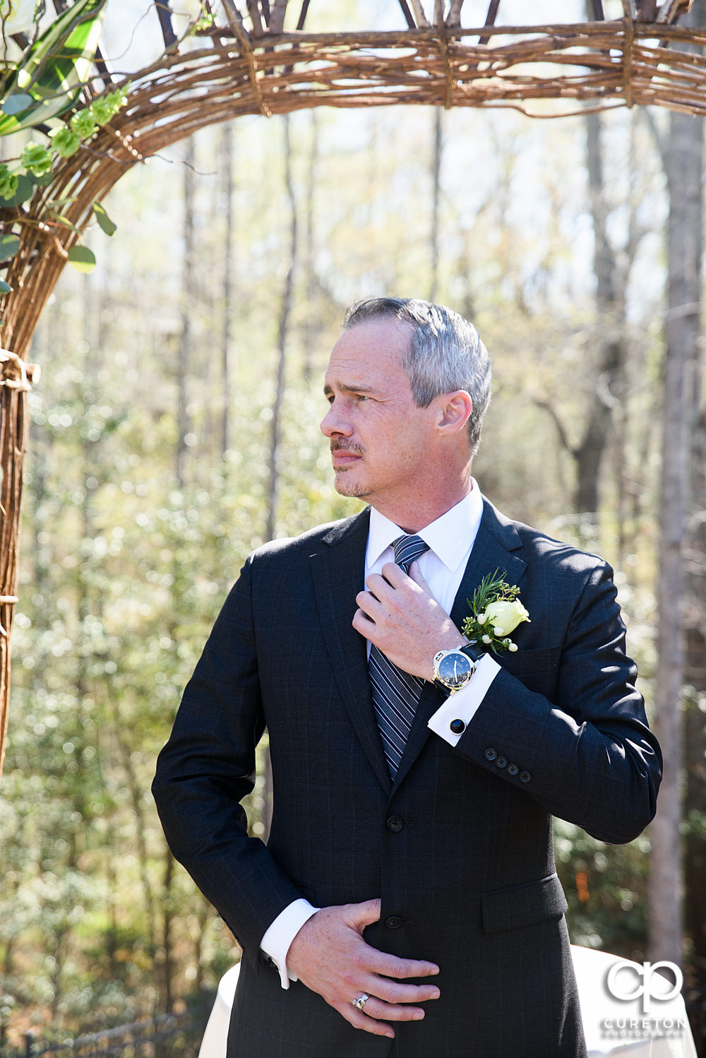 Elegant backyard wedding in the springtime in Greenville,SC.