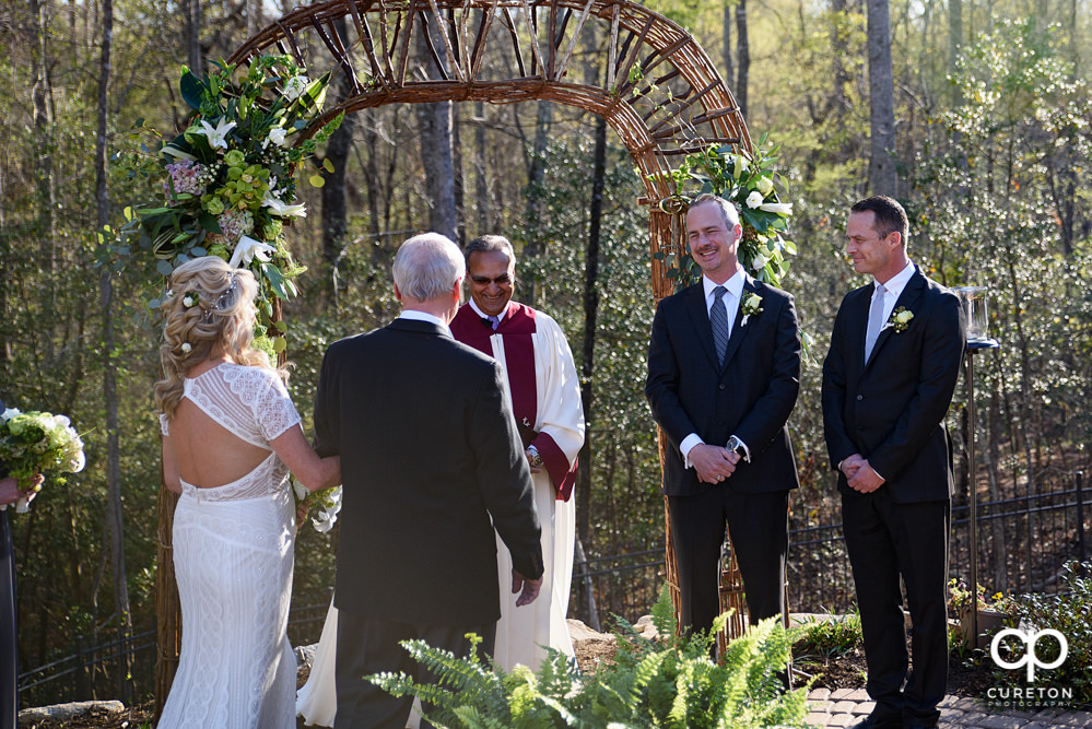 Elegant backyard wedding in the springtime in Greenville,SC.