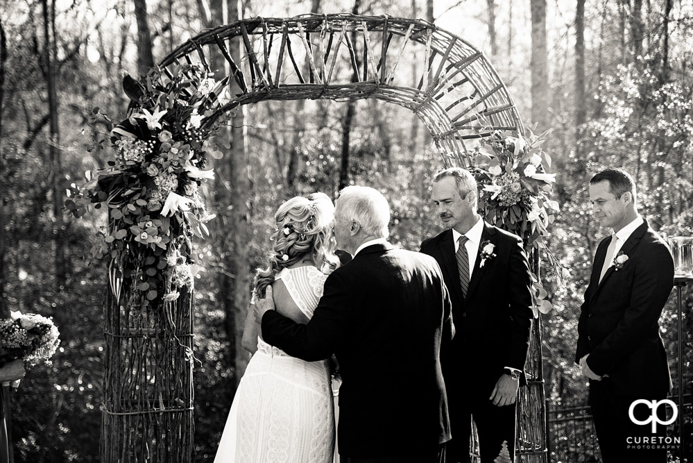 Elegant backyard wedding in the springtime in Greenville,SC.