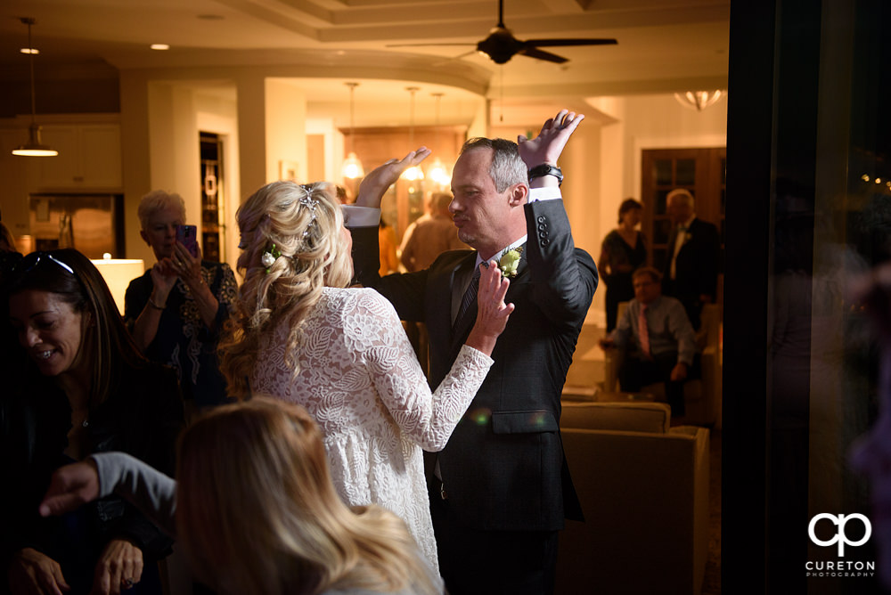 Elegant backyard wedding in the springtime in Greenville,SC.