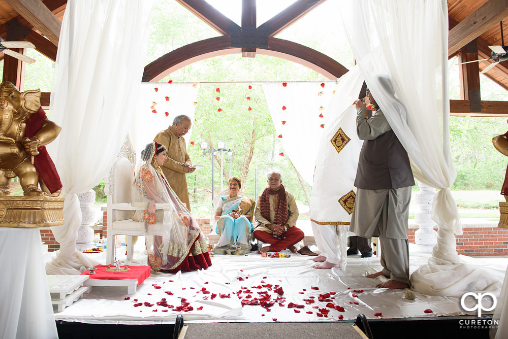 Outdoor Indian wedding ceremony at Embassy Suites hotel in Greenville SC.