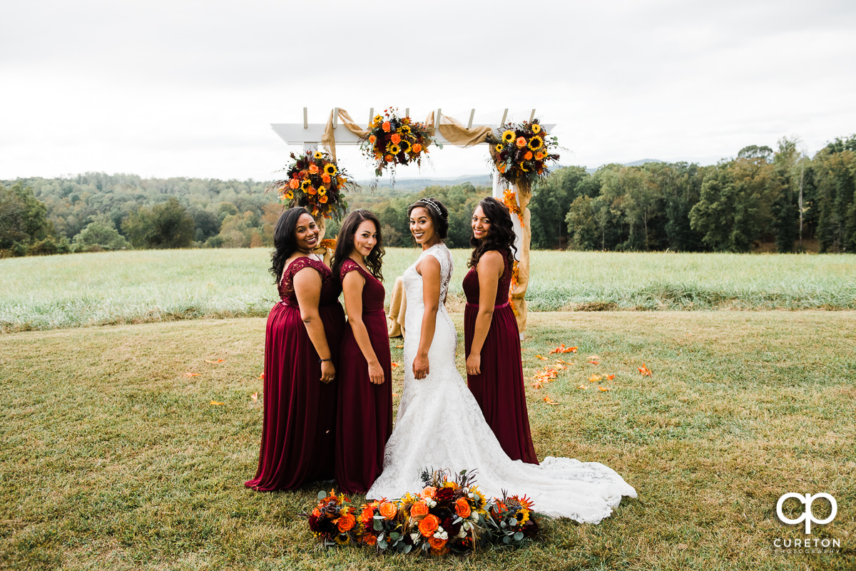 Bridesmaids in the field at Lindsey Plantation.