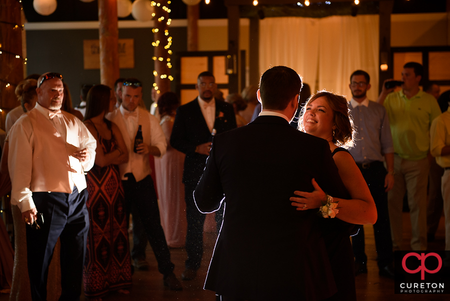 Groom dancing with his mom.