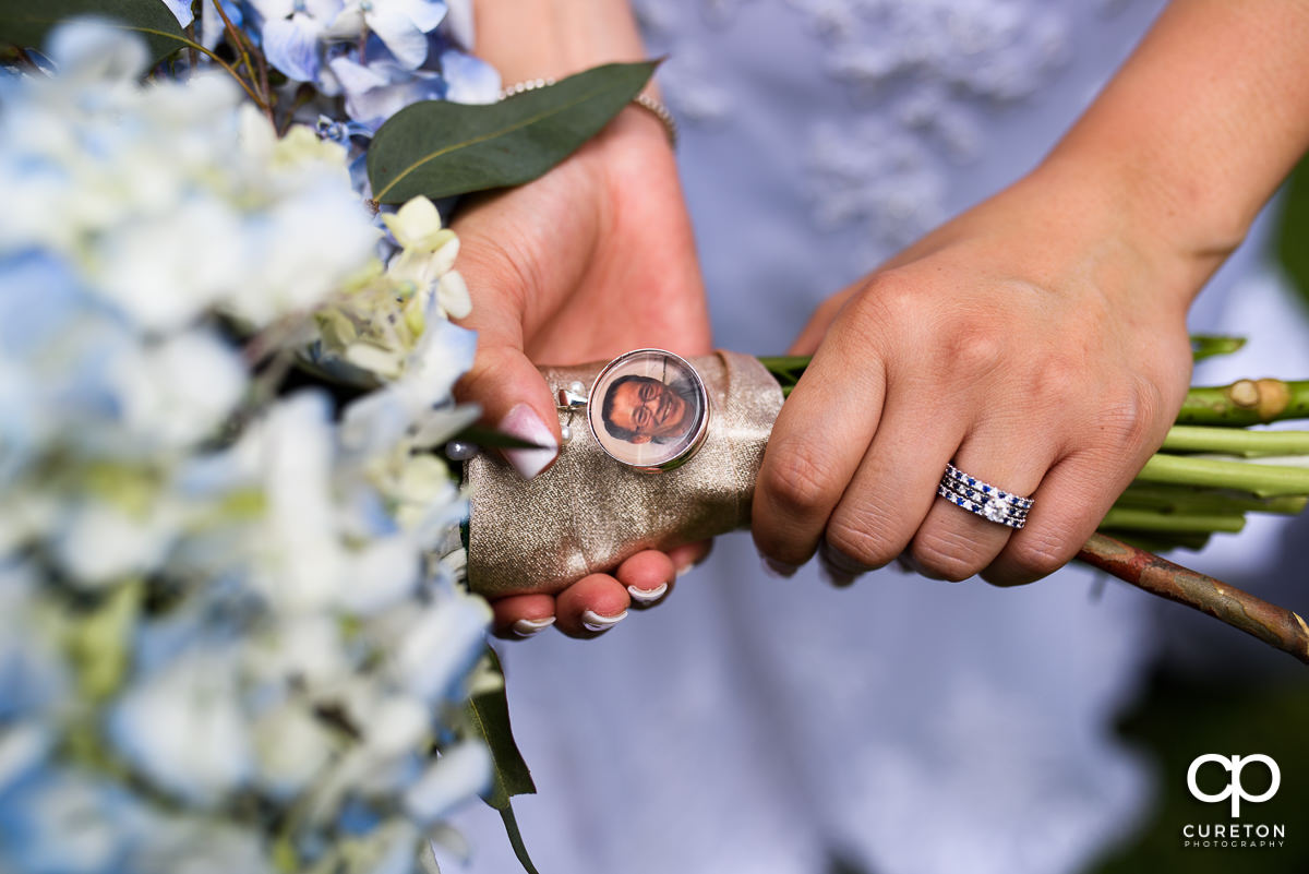 Details on the bride's bouquet.