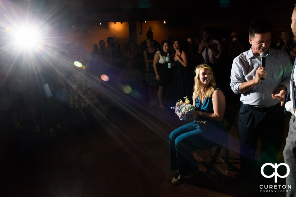 Boquet toss.