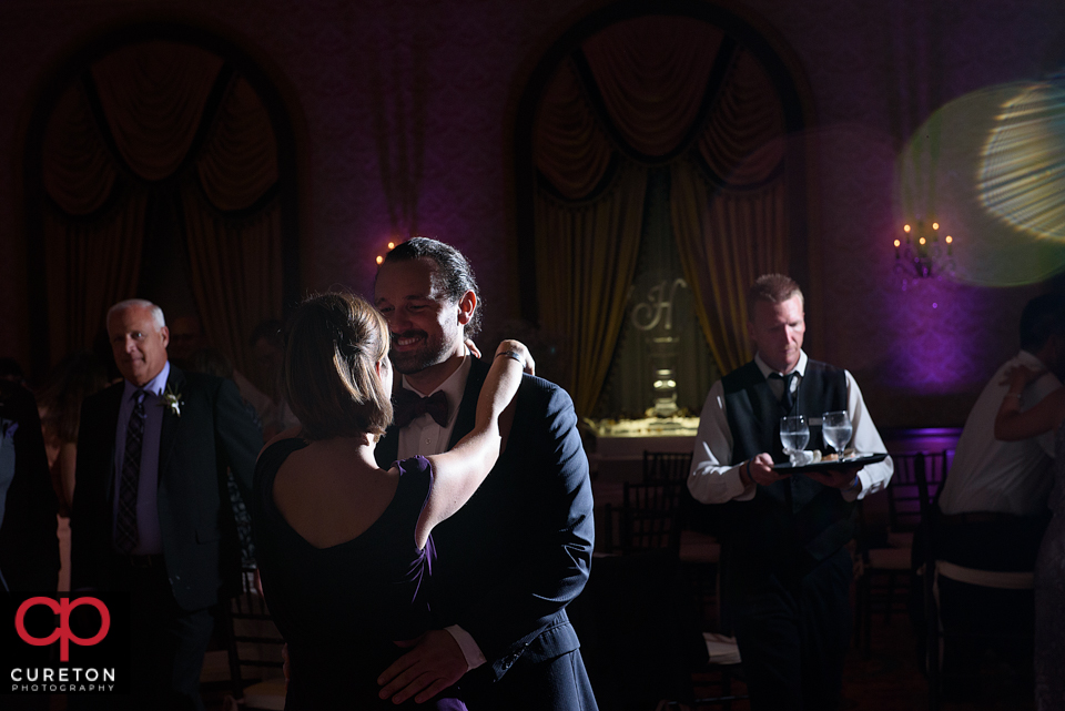 Guests dancing to the sounds of the Greenville SC wedding band The Erica Berg Collective at the Westin Poinsett reception.